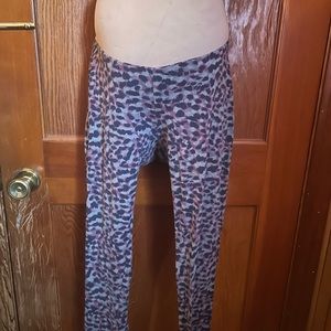 Maternity leggings
